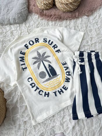 Sörf çizgili takım