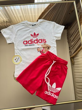 Adids Kırmızı Takım